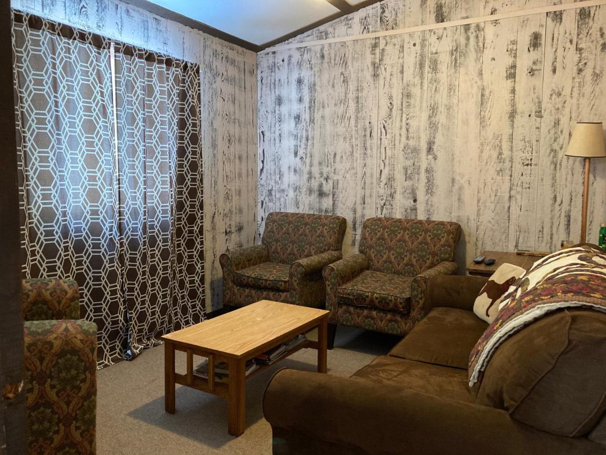 Musky Joe'S Twin Pines Resort New Post Экстерьер фото